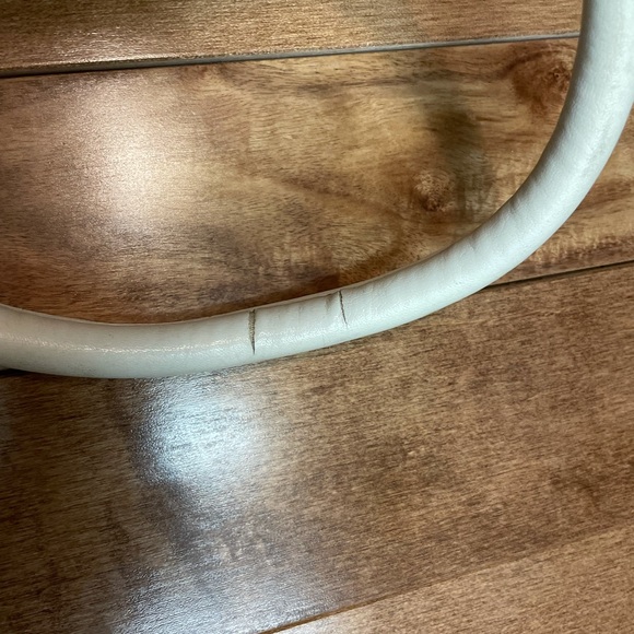 Matt and Nat purse. Soft white. - Picture 4 of 4